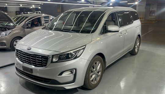 Kia • Sedona