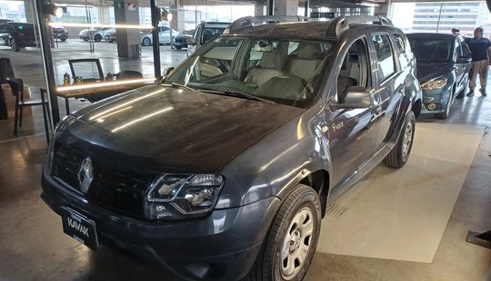 Renault • Duster
