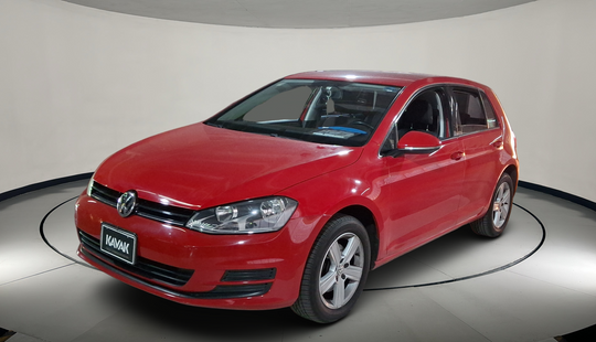Volkswagen • Golf