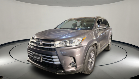 Toyota • Highlander