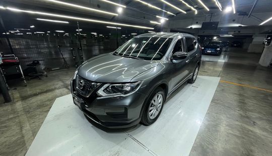 Nissan • X-Trail