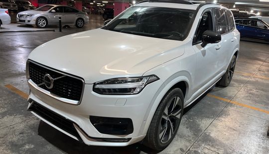 Volvo • XC90