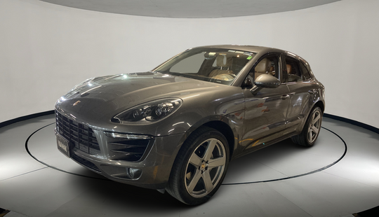 Porsche • Macan