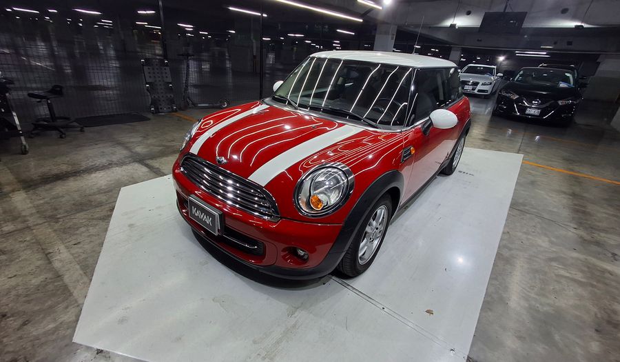 Mini Cooper 1.6 COOPER CLASSIC AT Hatchback 2013