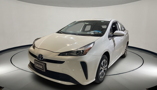 Toyota • Prius