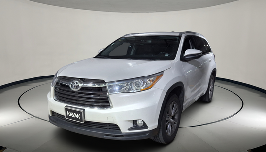 Toyota • Highlander