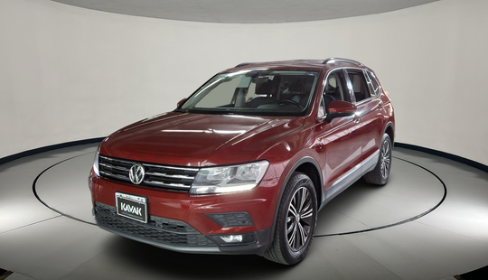 Volkswagen • Tiguan