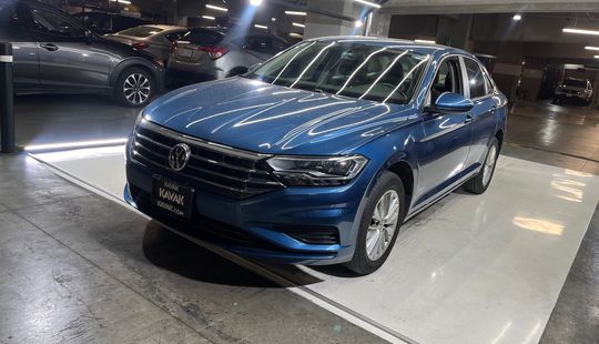 Volkswagen • Jetta