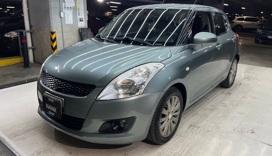 Suzuki • Swift