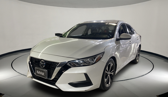 Nissan • Sentra
