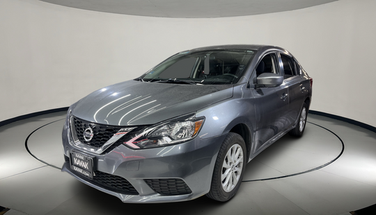 Nissan • Sentra