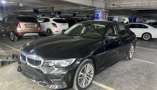 Bmw • Serie 3