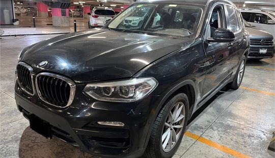 2019 • 108,596 km • Automático