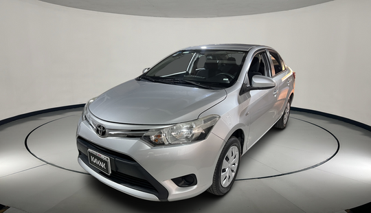 Toyota • Yaris
