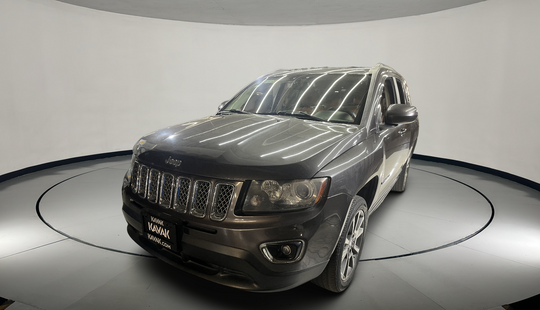 Jeep • Compass