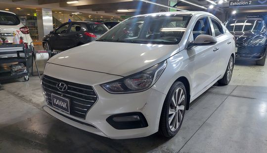 Hyundai • Accent