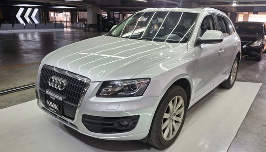 Audi • Q5