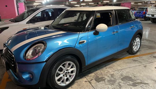 Mini • Cooper