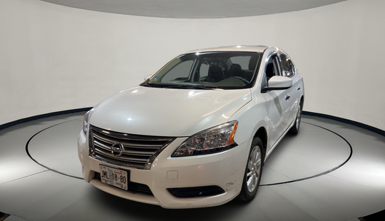 Nissan • Sentra