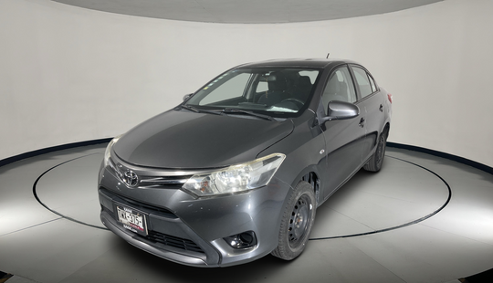 Toyota • Yaris