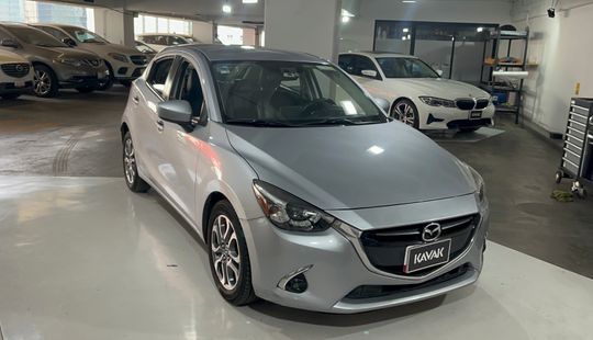 Mazda • Mazda 2