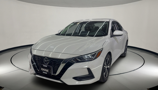 Nissan • Sentra