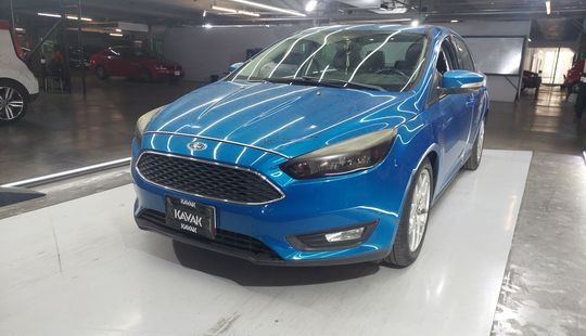 Ford • Focus