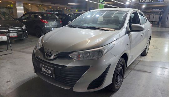 Toyota • Yaris