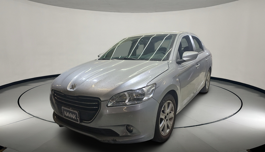 Peugeot • 301
