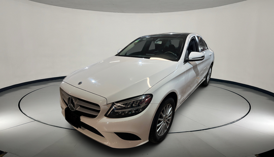 Mercedes Benz • Clase C