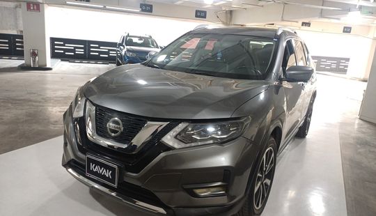 Nissan • X-Trail