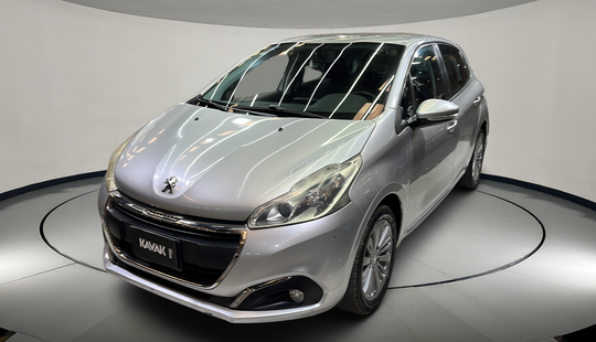 Peugeot • 208