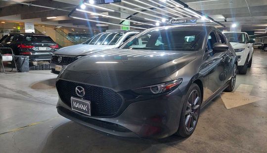 Mazda • Mazda 3