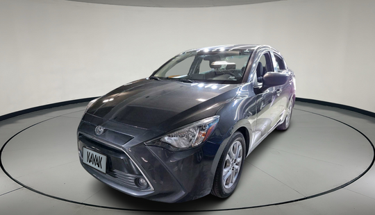 Toyota • Yaris