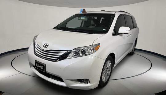 Toyota • Sienna