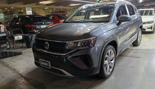 Volkswagen • Taos