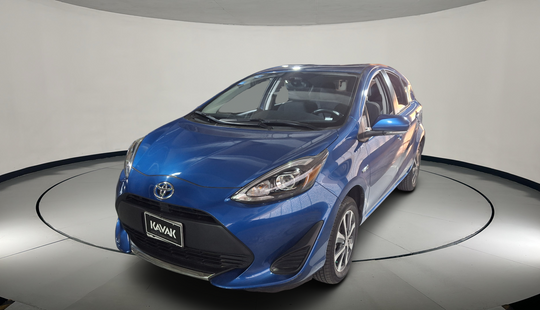 Toyota • Prius C