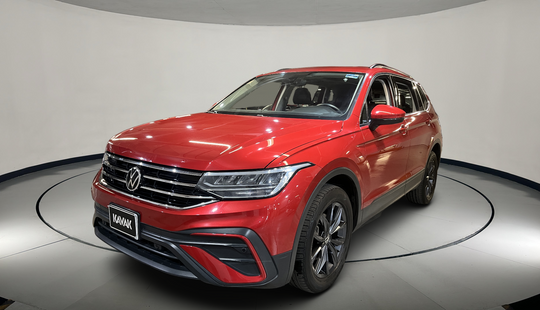 Volkswagen • Tiguan