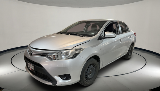 Toyota • Yaris