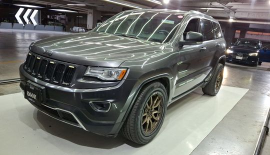 Jeep • Grand Cherokee