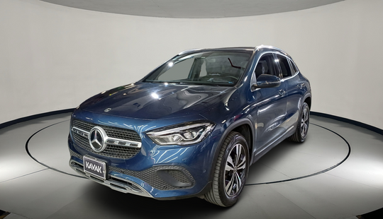 Mercedes Benz • Clase GLA