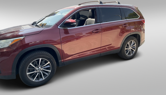 Toyota • Highlander