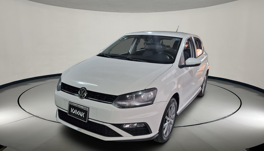 Volkswagen • Polo