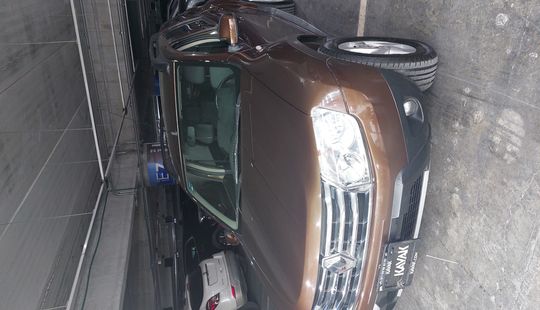 Renault • Duster
