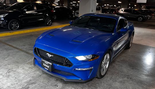 Ford • Mustang