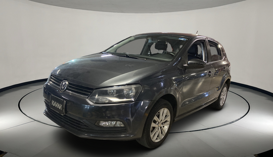 Volkswagen • Polo