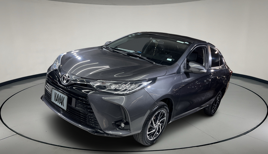 Toyota • Yaris