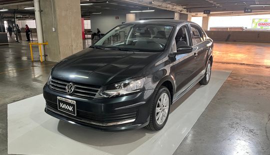 Volkswagen • Vento