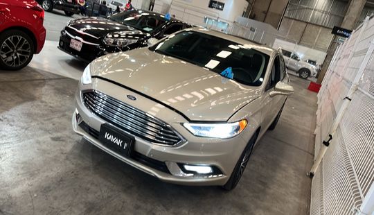 Ford • Fusion