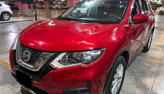 Nissan • X-Trail
